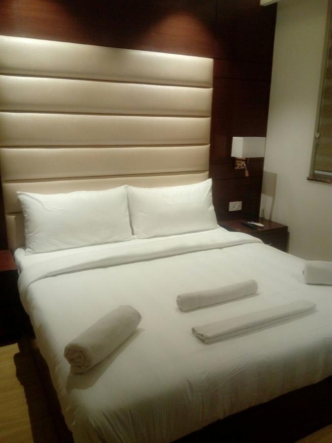 The Grand Parisian Hotel Delhi Kültér fotó