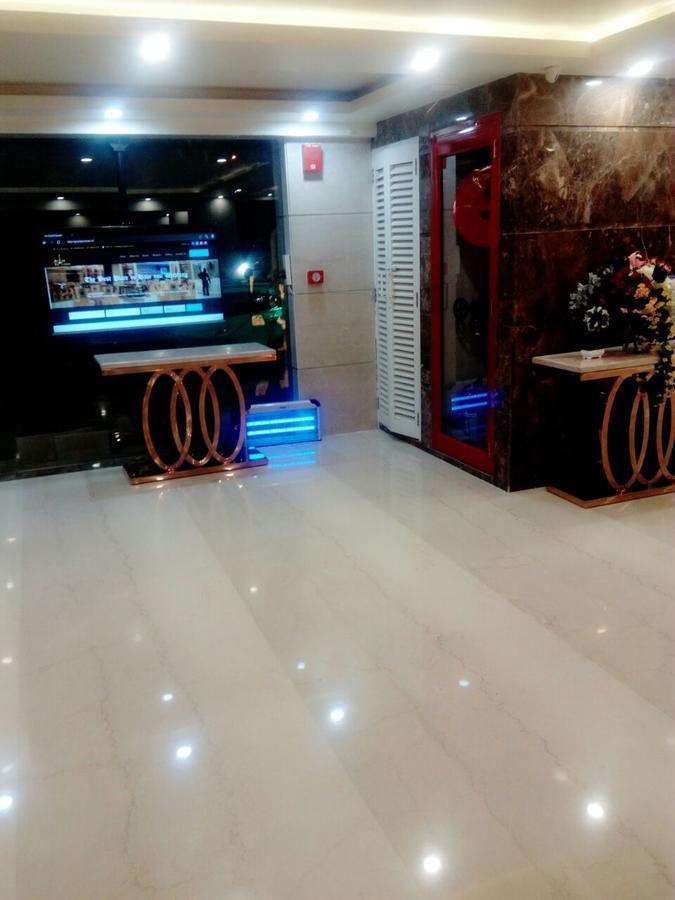 The Grand Parisian Hotel Delhi Kültér fotó