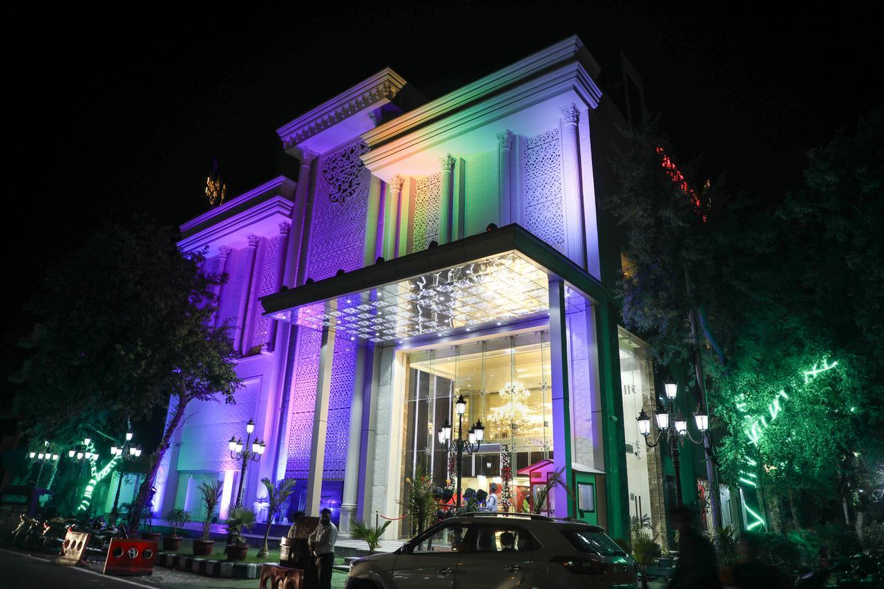 The Grand Parisian Hotel Delhi Kültér fotó