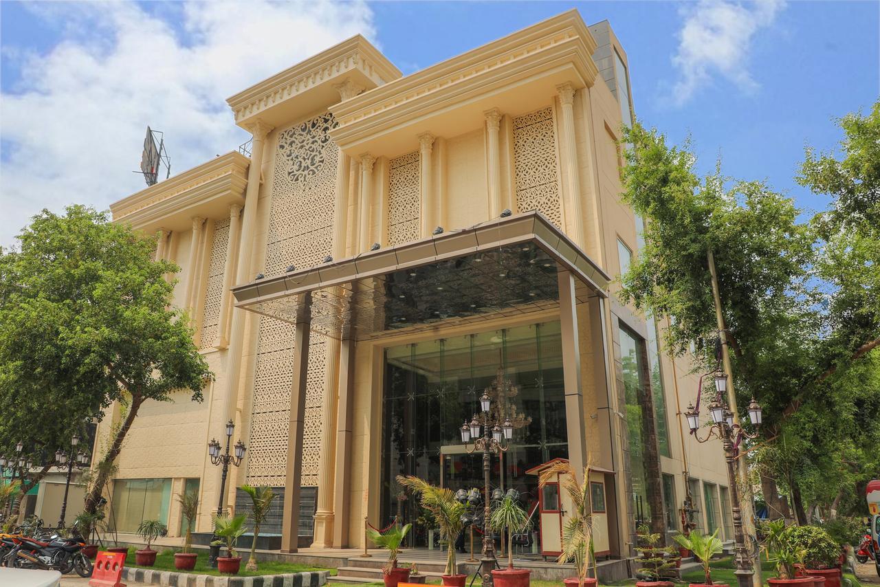 The Grand Parisian Hotel Delhi Kültér fotó
