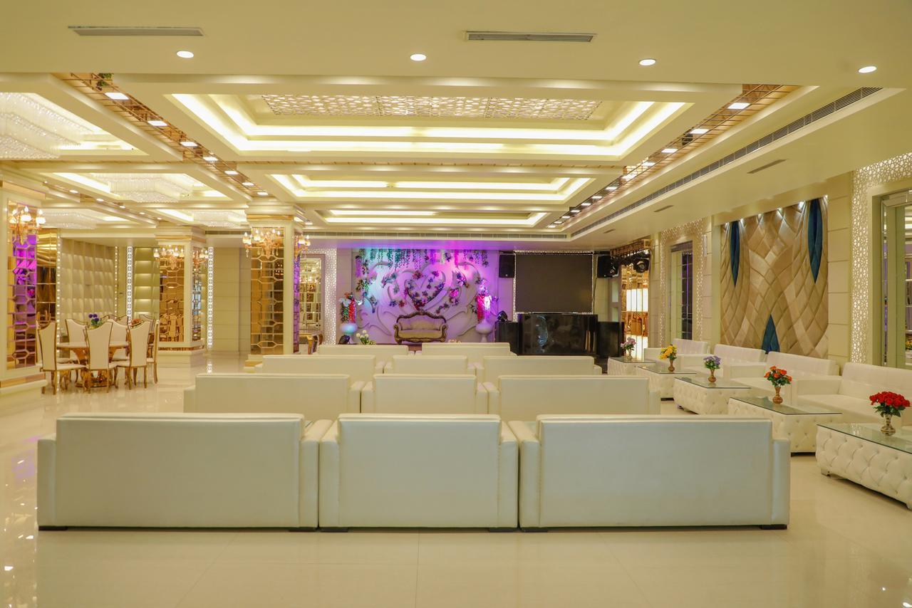 The Grand Parisian Hotel Delhi Kültér fotó