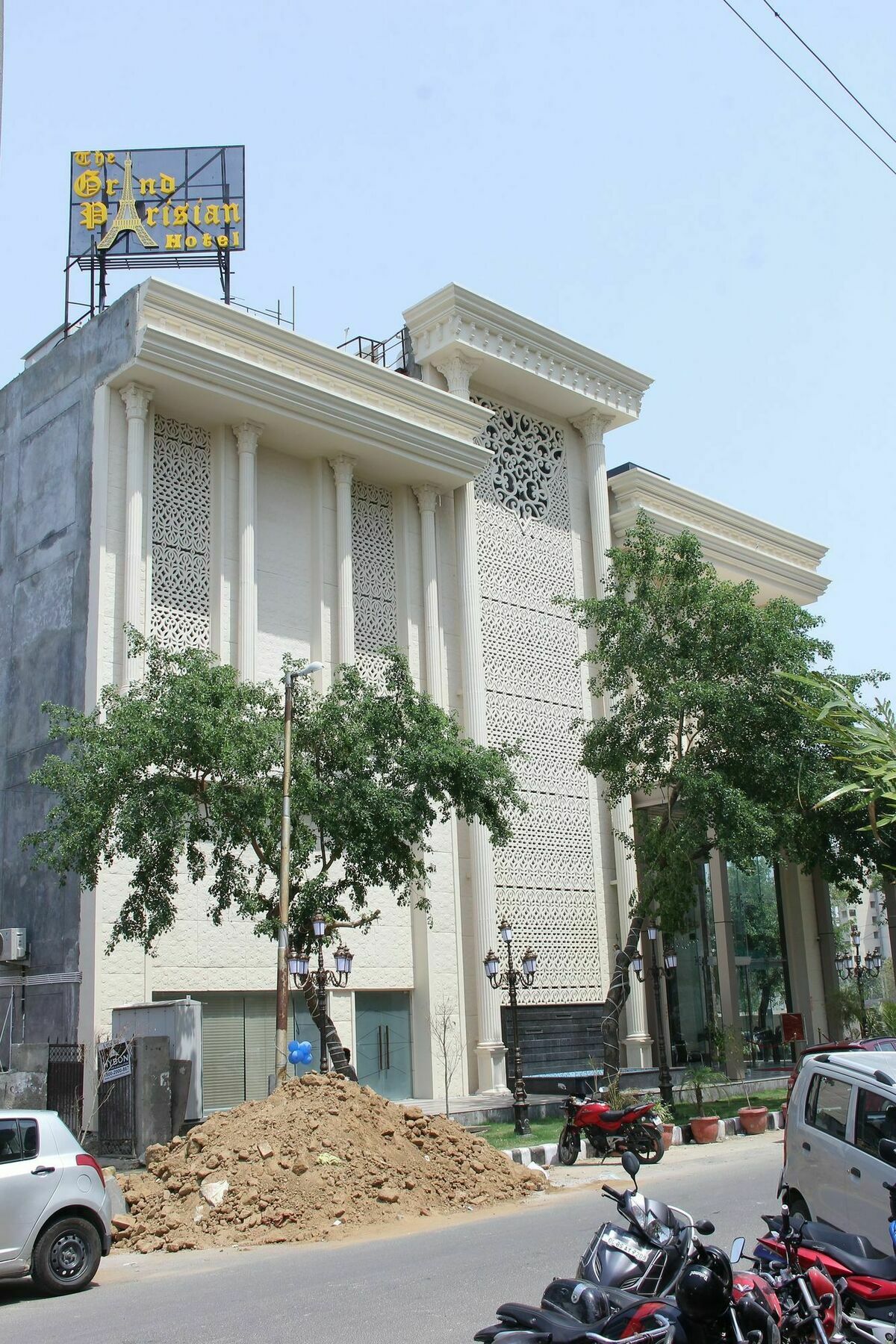 The Grand Parisian Hotel Delhi Kültér fotó